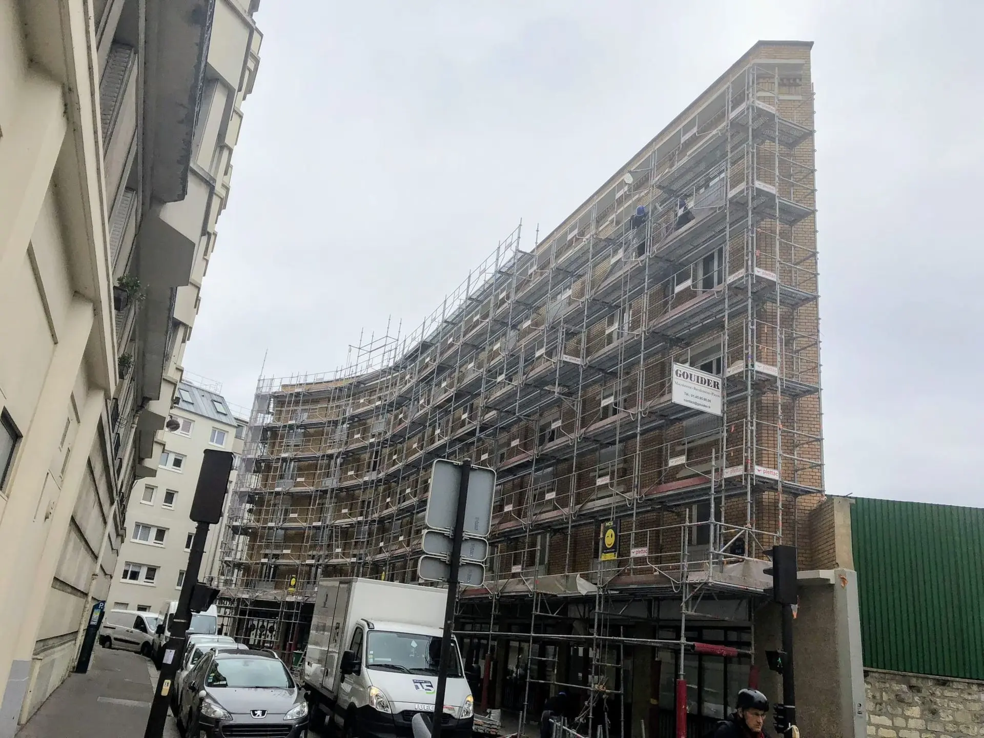 Immeuble Flat Iron | OOGY WAWA Paris 15